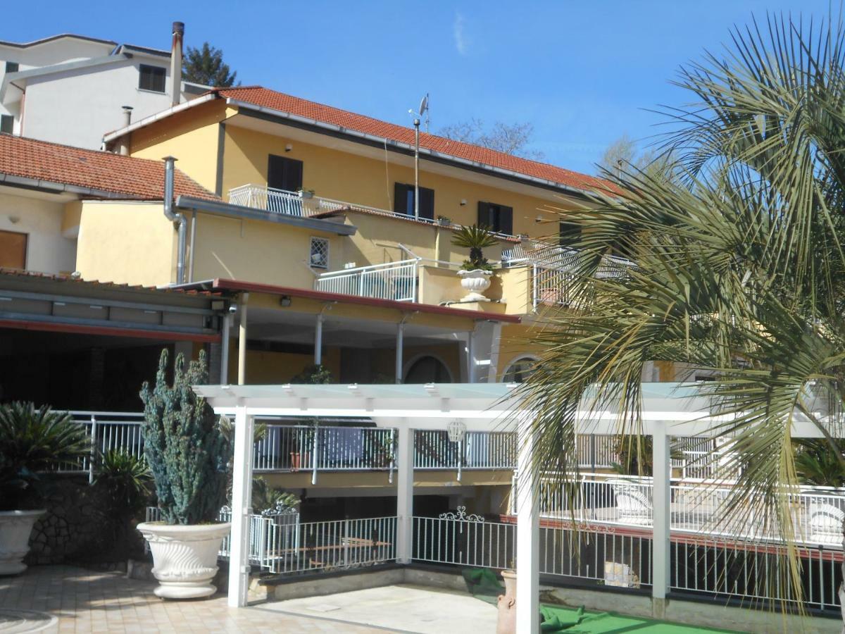 Appartamento Mare E Monti Pimonte Exterior foto